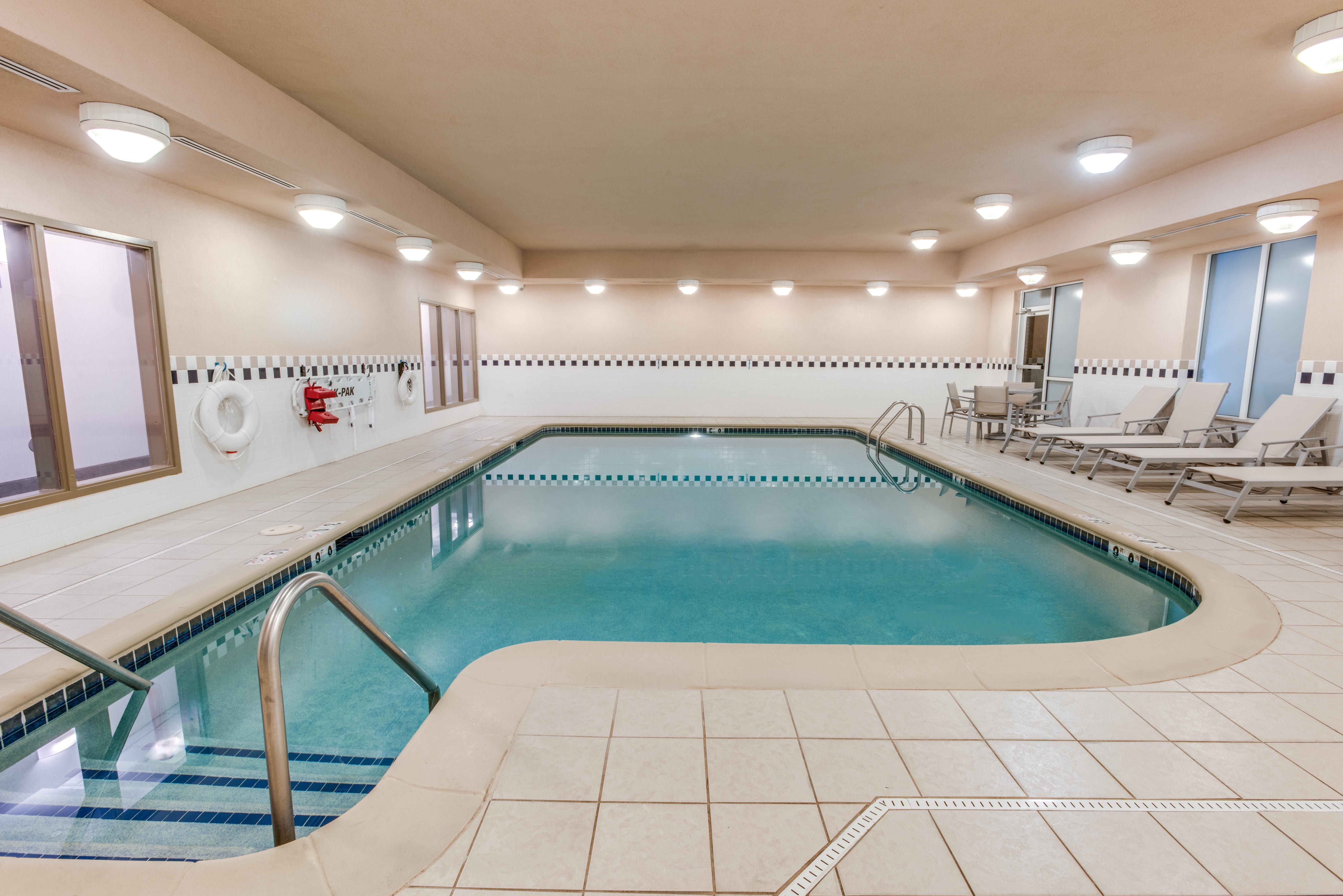 Holiday Inn Express Hotel & Suites Bethlehem By Ihg Exterior photo