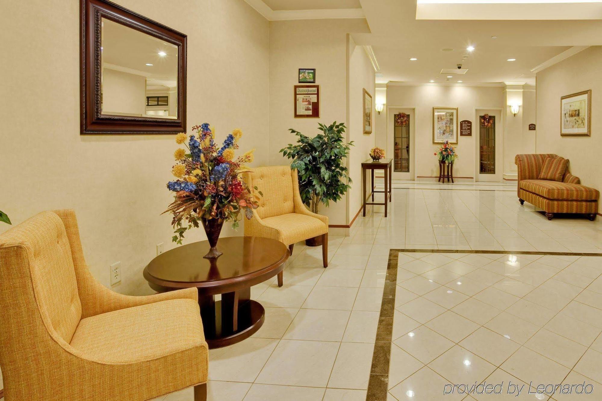 Holiday Inn Express Hotel & Suites Bethlehem By Ihg Exterior photo