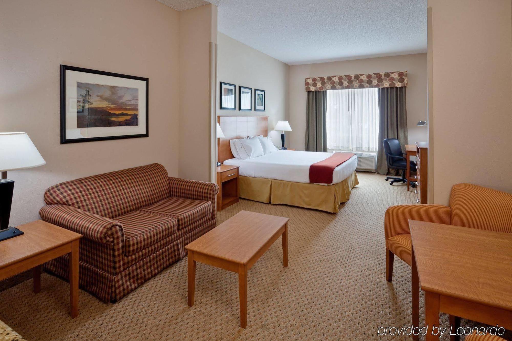 Holiday Inn Express Hotel & Suites Bethlehem By Ihg Exterior photo